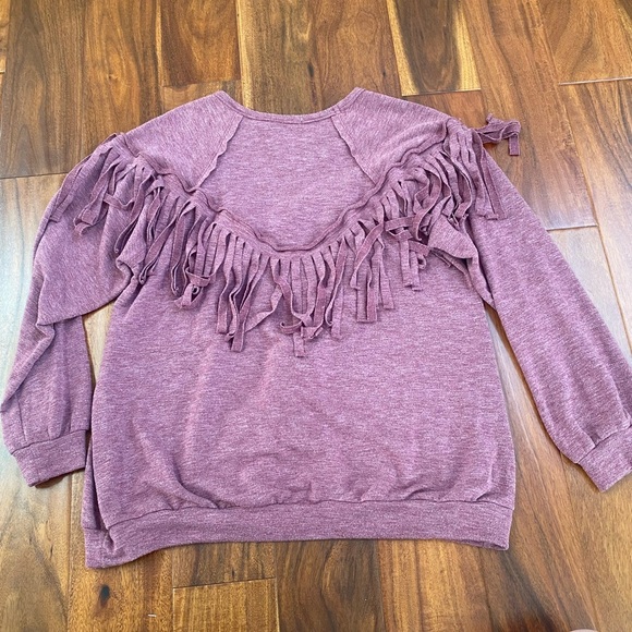 Distressed Maroon Fringe Long Sleeve Top. Size Medium - Picture 2 of 6
